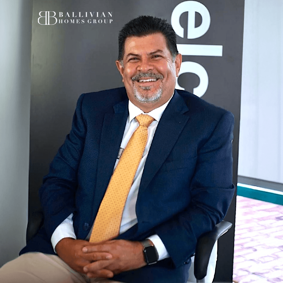 GERARDO OMAR BALLIVIAN headshot